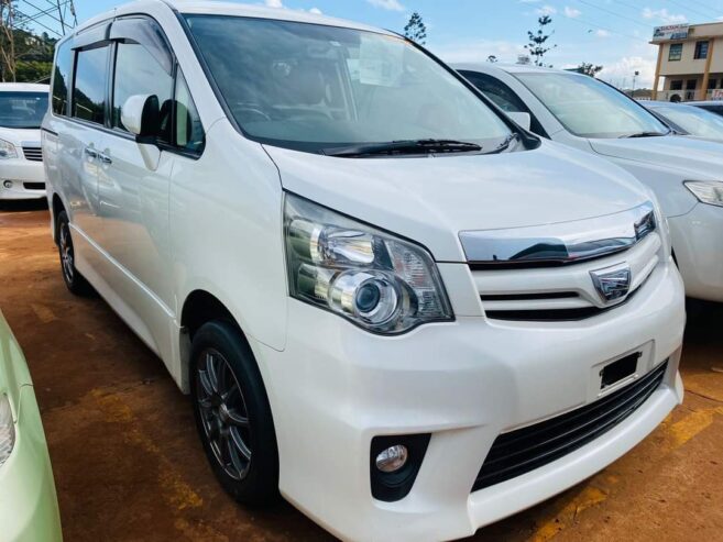 TOYOTA NOAH S.I GRADE. 2009 MODEL