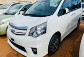 TOYOTA NOAH S.I GRADE. 2009 MODEL