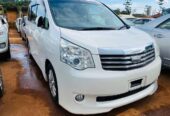 TOYOTA NOAH S.I GRADE. 2009 MODEL