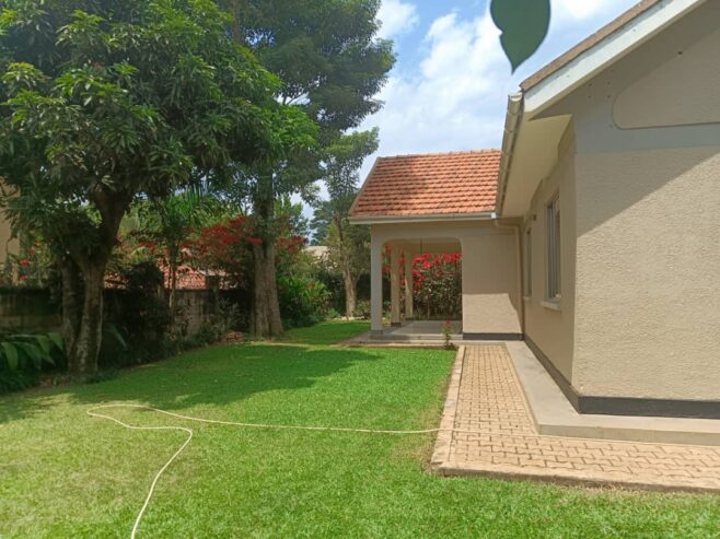 5 bedroomed house for Sale