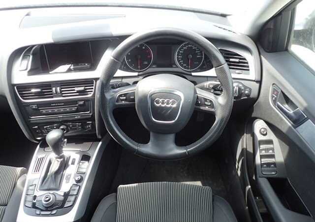 AUDI A4 AVANT 1.8TFSI Year 2008/8