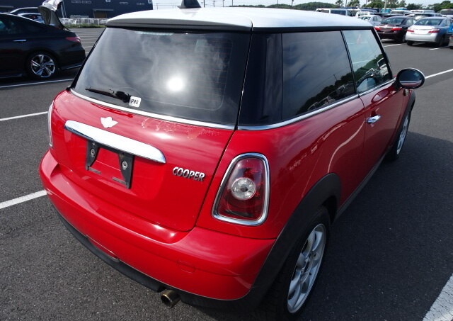 BMW MINI COOPER Year 2010/3