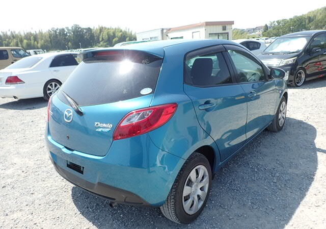 MAZDA DEMIO 13 SKYACTIV Year 2012/6