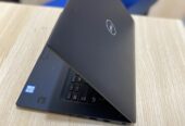 The Dell Latitude 7490