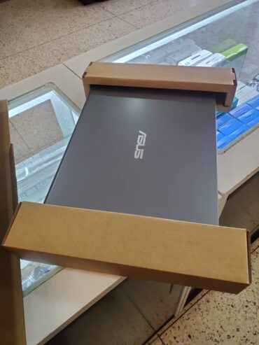 Brand New Vivobook Asus X515JA, core i3