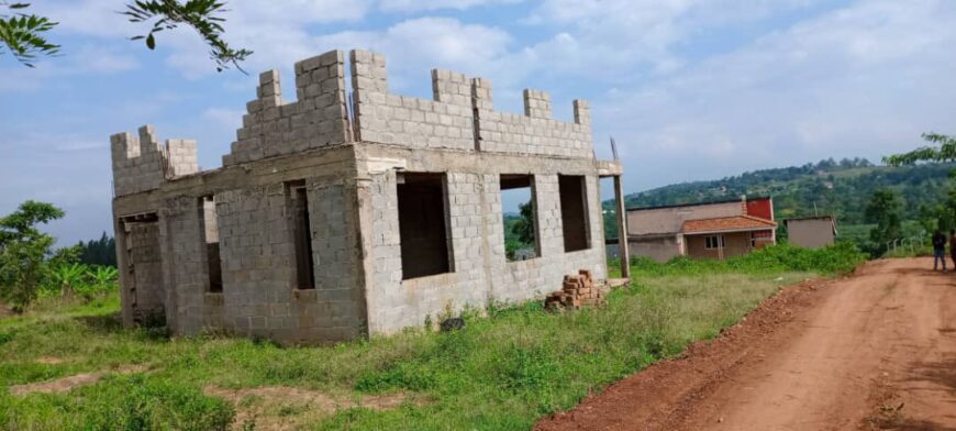 4- bedroom flat under construction