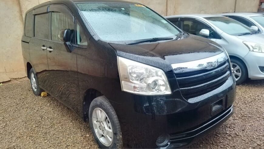 Toyota Noah, 2008 model